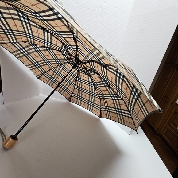 Vintage Burberry Nova Check Compact Folding Umbrella Made in England Wood Handle - Picture 1 of 16